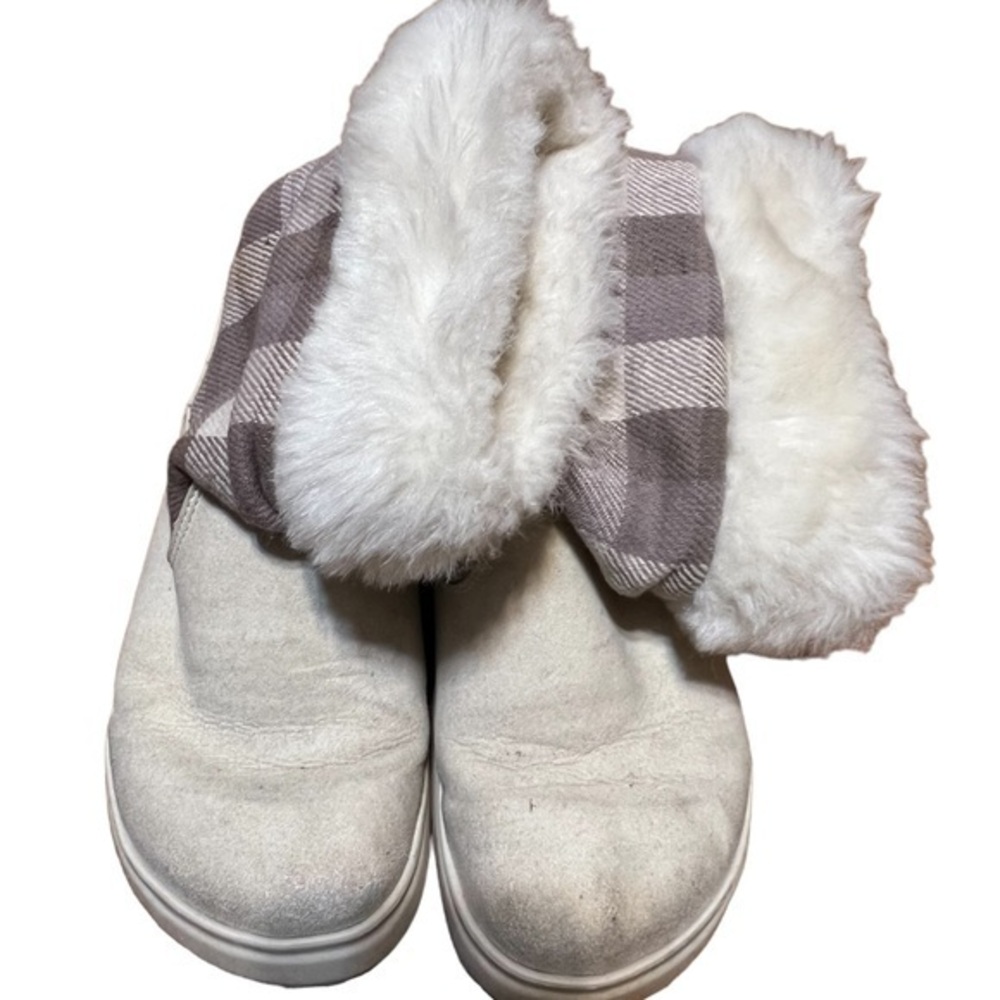 Crocs Boots White with Gray Boots Fur Inner Size 8